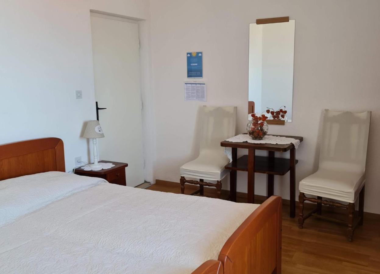 Guesthouse Lidija Sutivan Luaran gambar