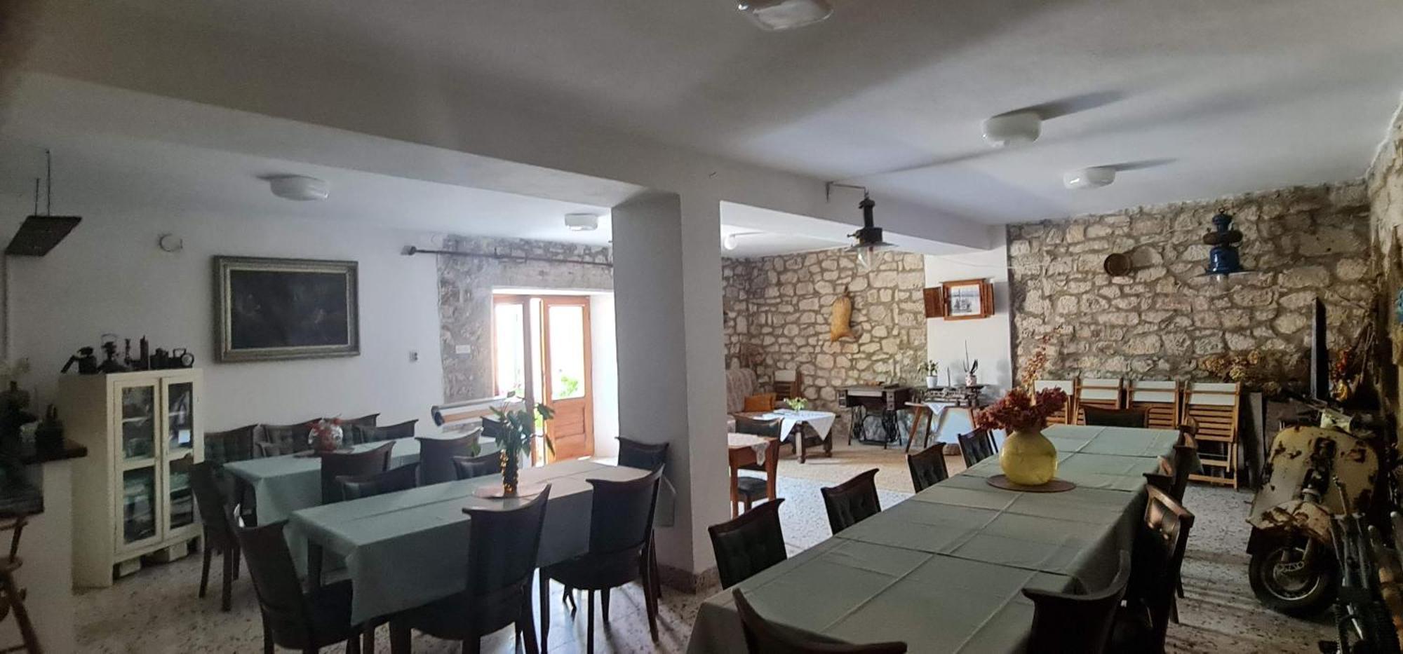 Guesthouse Lidija Sutivan Luaran gambar