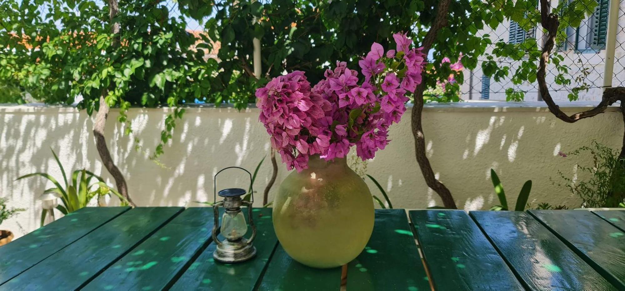 Guesthouse Lidija Sutivan Luaran gambar