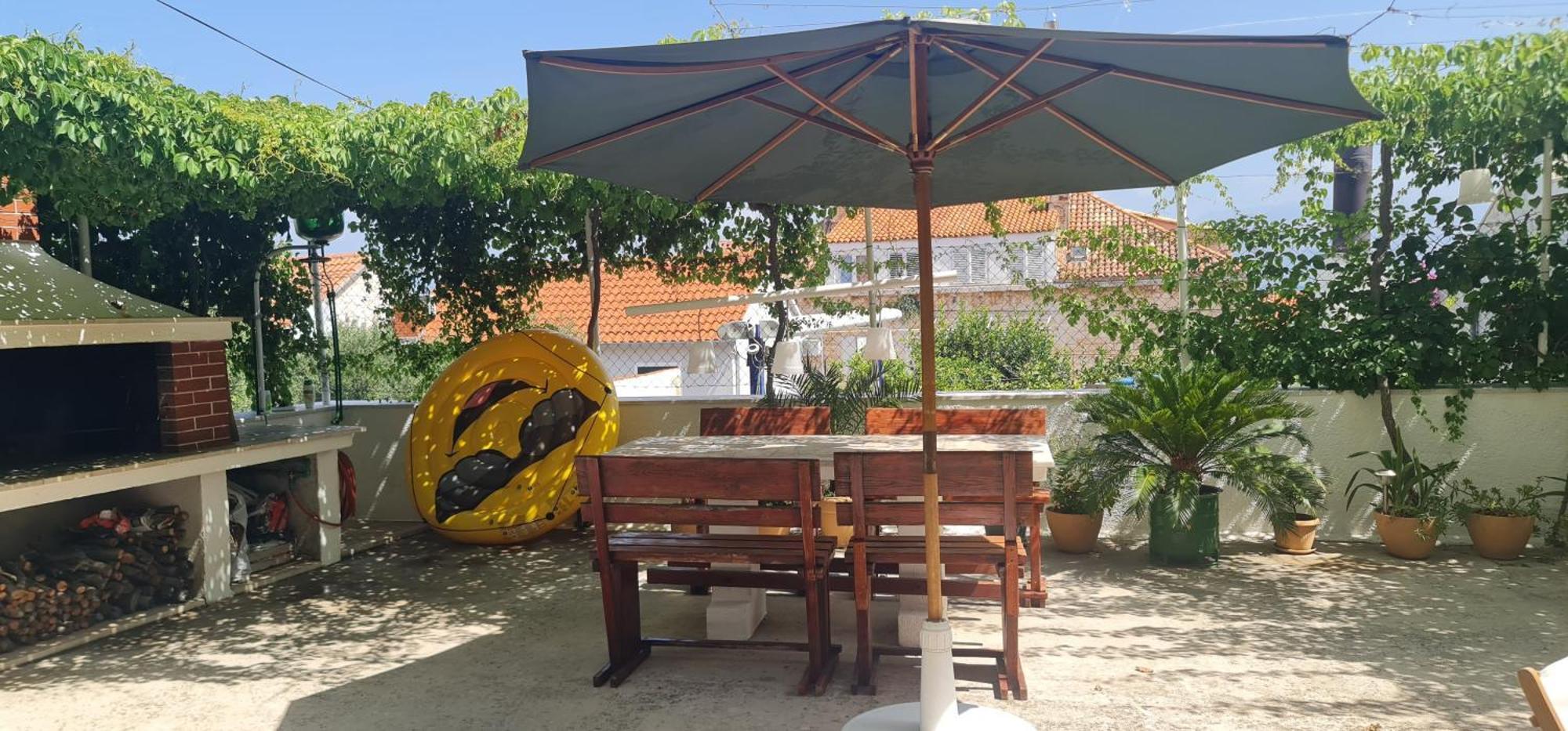 Guesthouse Lidija Sutivan Luaran gambar